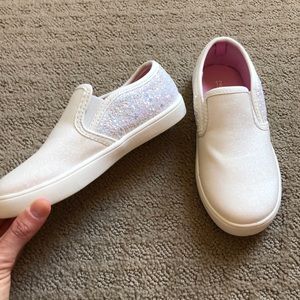 Carter’s Sneakers size 12